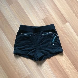 Ci Sono Knit Collection shorts